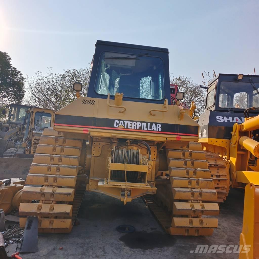 CAT D6R Buldožeri guseničari