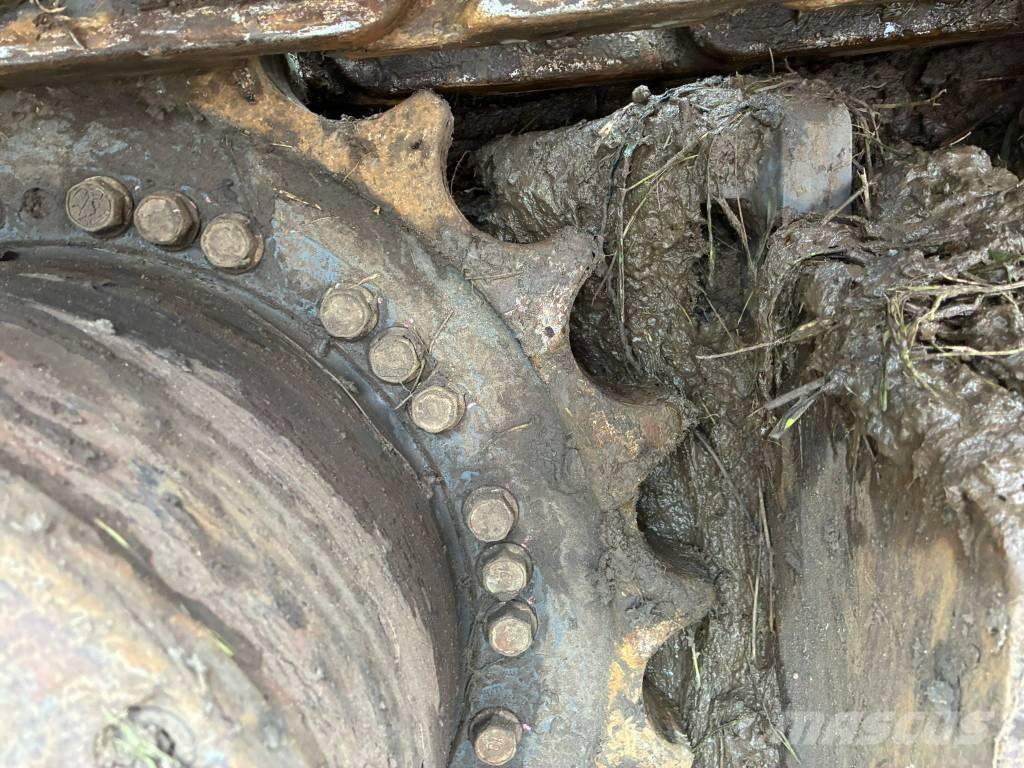 Develon DX235LCR-7 Bageri guseničari