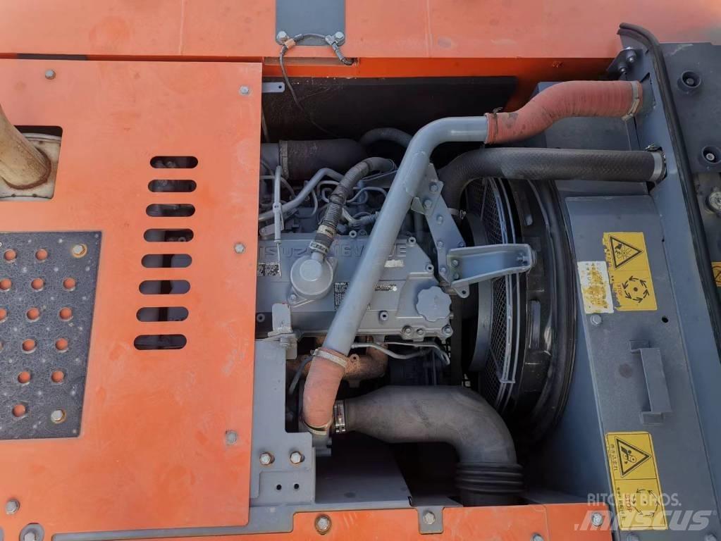 Hitachi ZX 240 Bageri guseničari