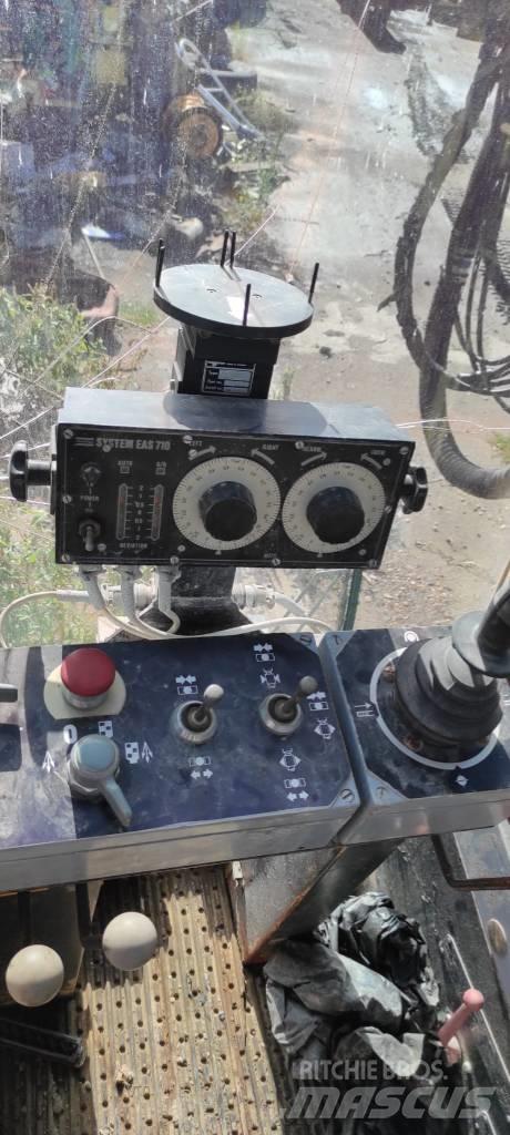 Atlas Copco ROC 812 Terenske bušilice