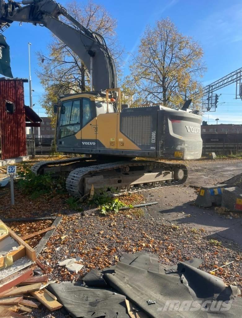 Volvo EC 300 EL Bageri guseničari