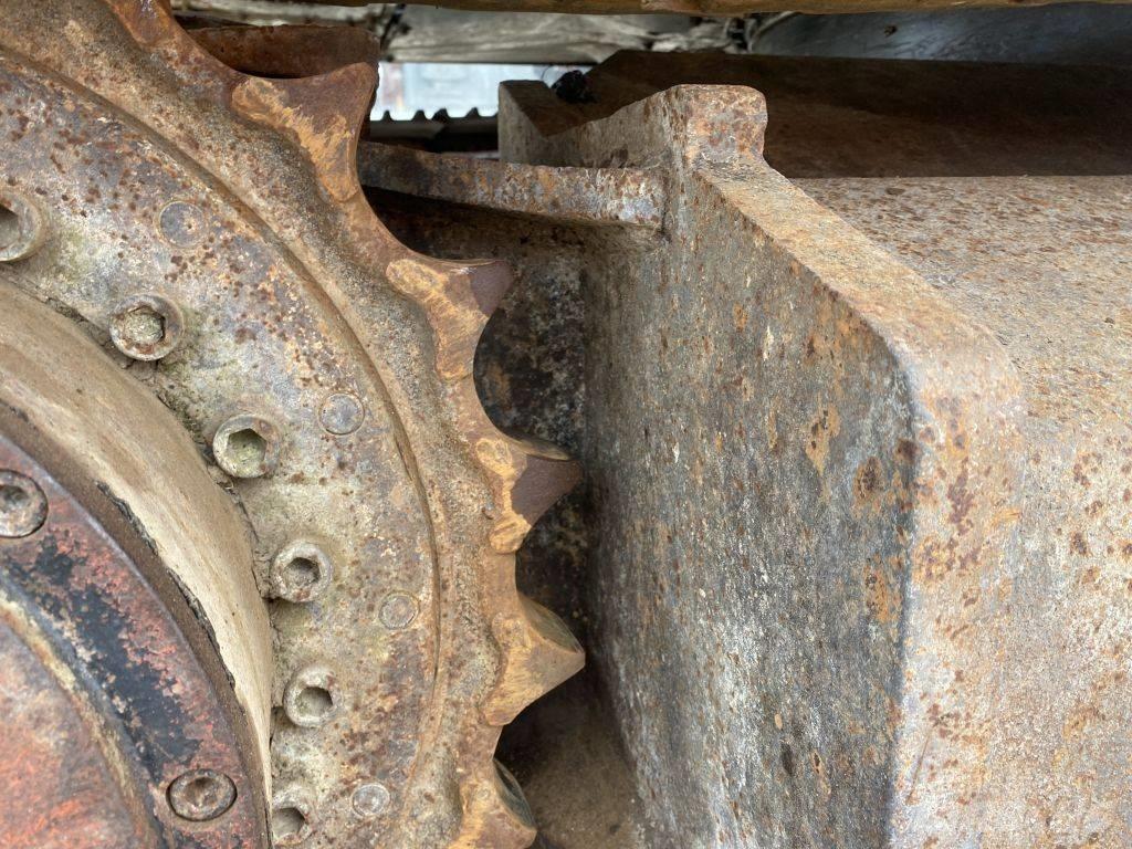 Hitachi EX 150 LC Bageri guseničari