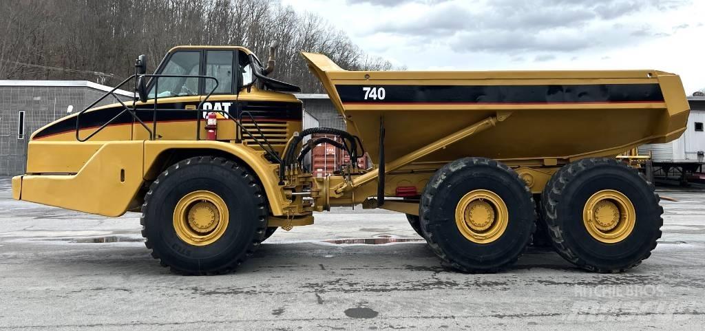 CAT 740 Zglobni damperi