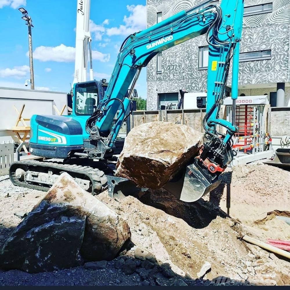 Sunward SWE 90 UF Midi bageri 7t – 12t