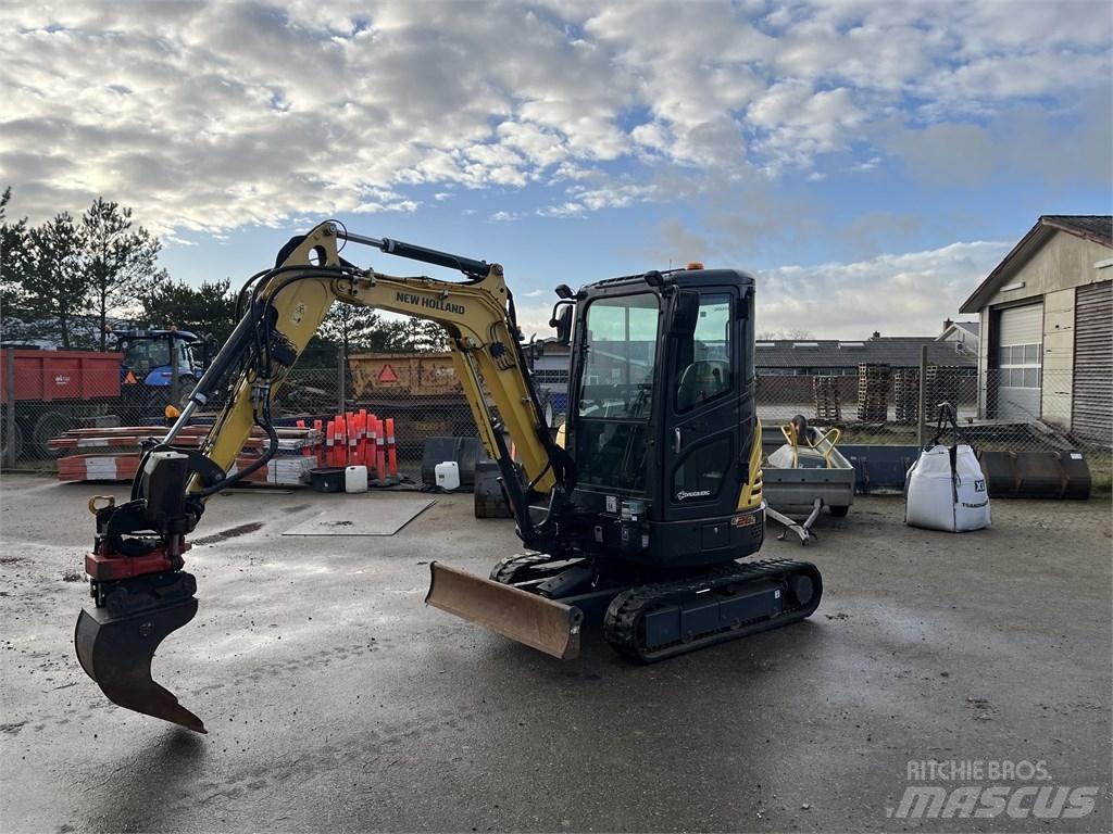 New Holland E 26 C Mini bageri < 7t
