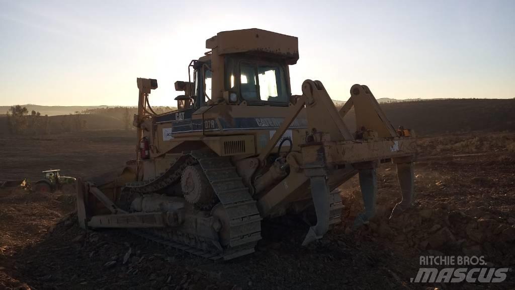 CAT D 7 R Buldožeri guseničari