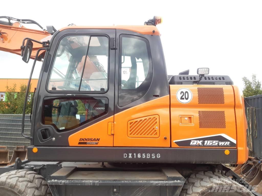Doosan DX165 WR-7 Bageri točkaši