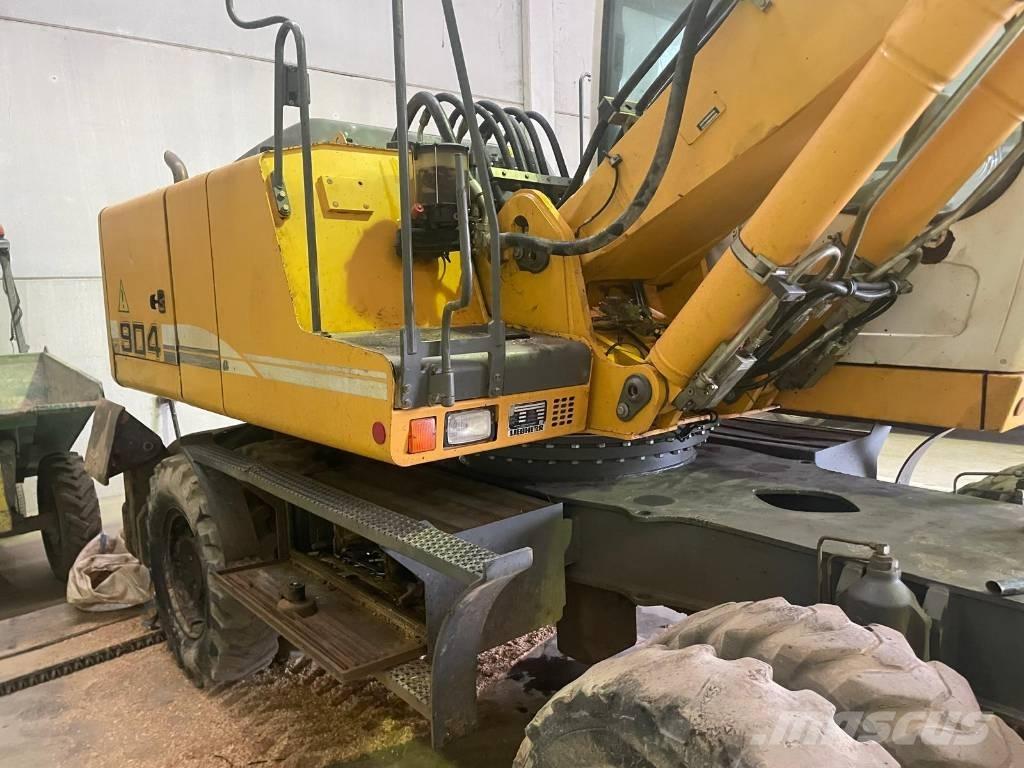 Liebherr A 904 C Bageri točkaši