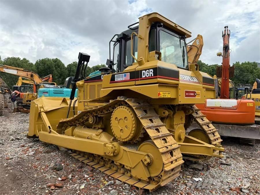 CAT D 6 R Buldožeri guseničari