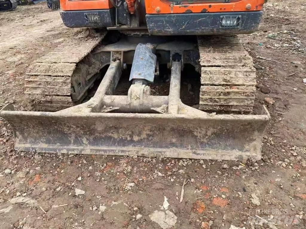 Doosan DX 75-9 C Bageri guseničari