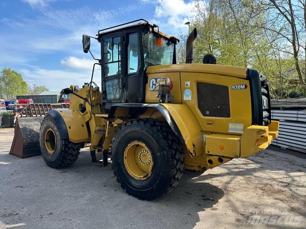 CAT 930M new tires! Utovarivači na točkove