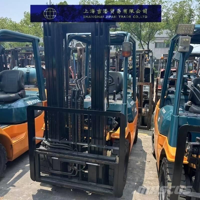 Toyota 7 FGU 25 Dizelski viljuškari