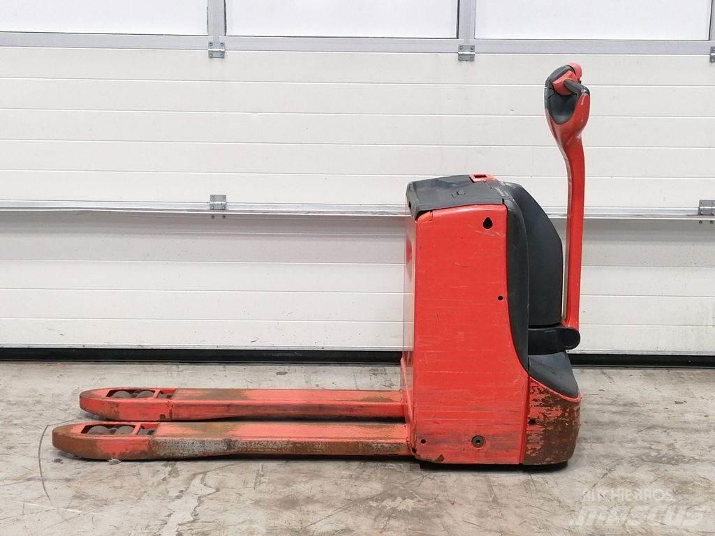 Linde T16 Nisko podizni električni viljuškar