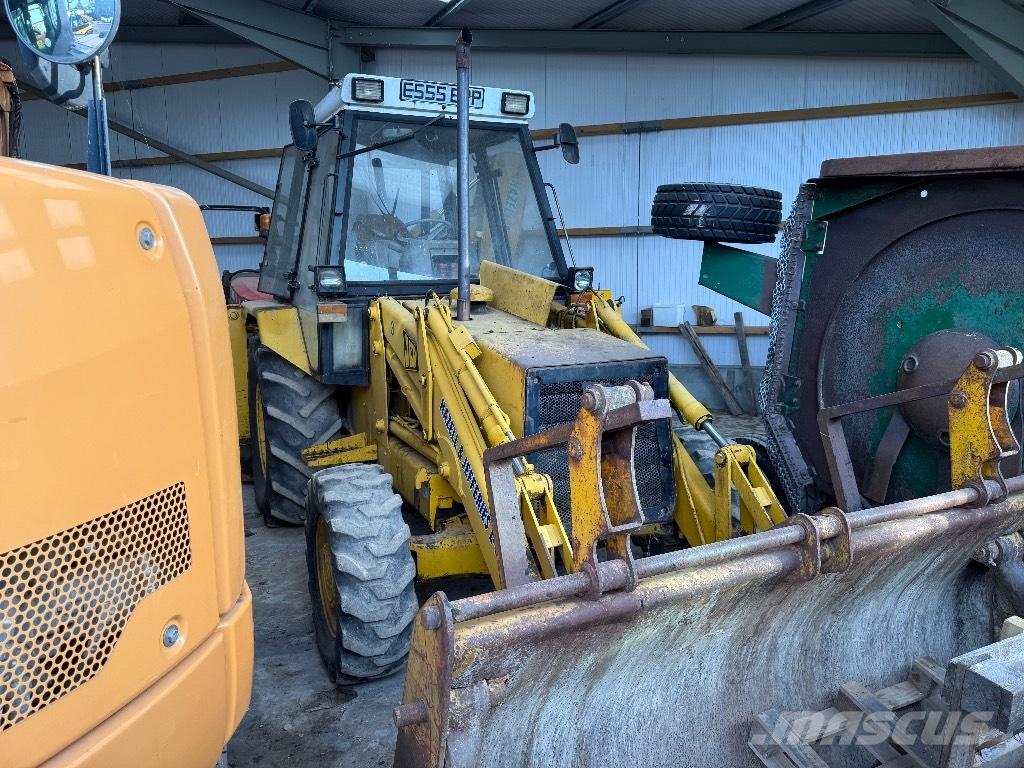 JCB 3 CX Rovokopači