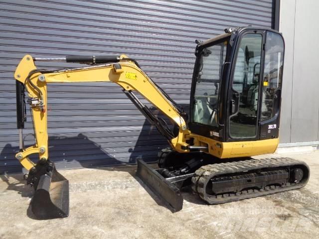 CAT 302.7 D Mini bageri < 7t