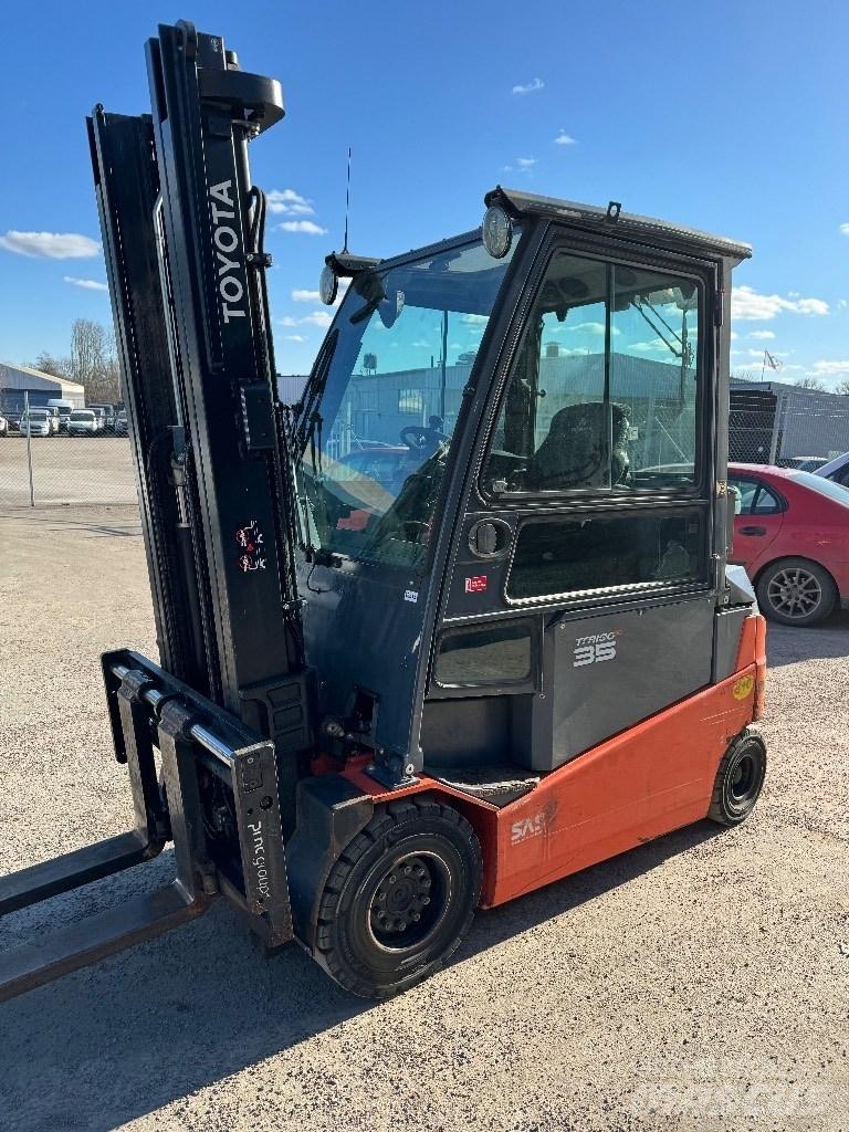 Toyota 8FBMT35 Električni viljuškari