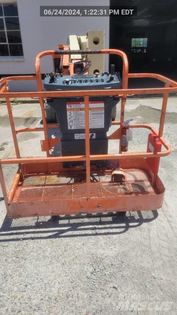 JLG E 450 AJ Zglobne podizne platforme