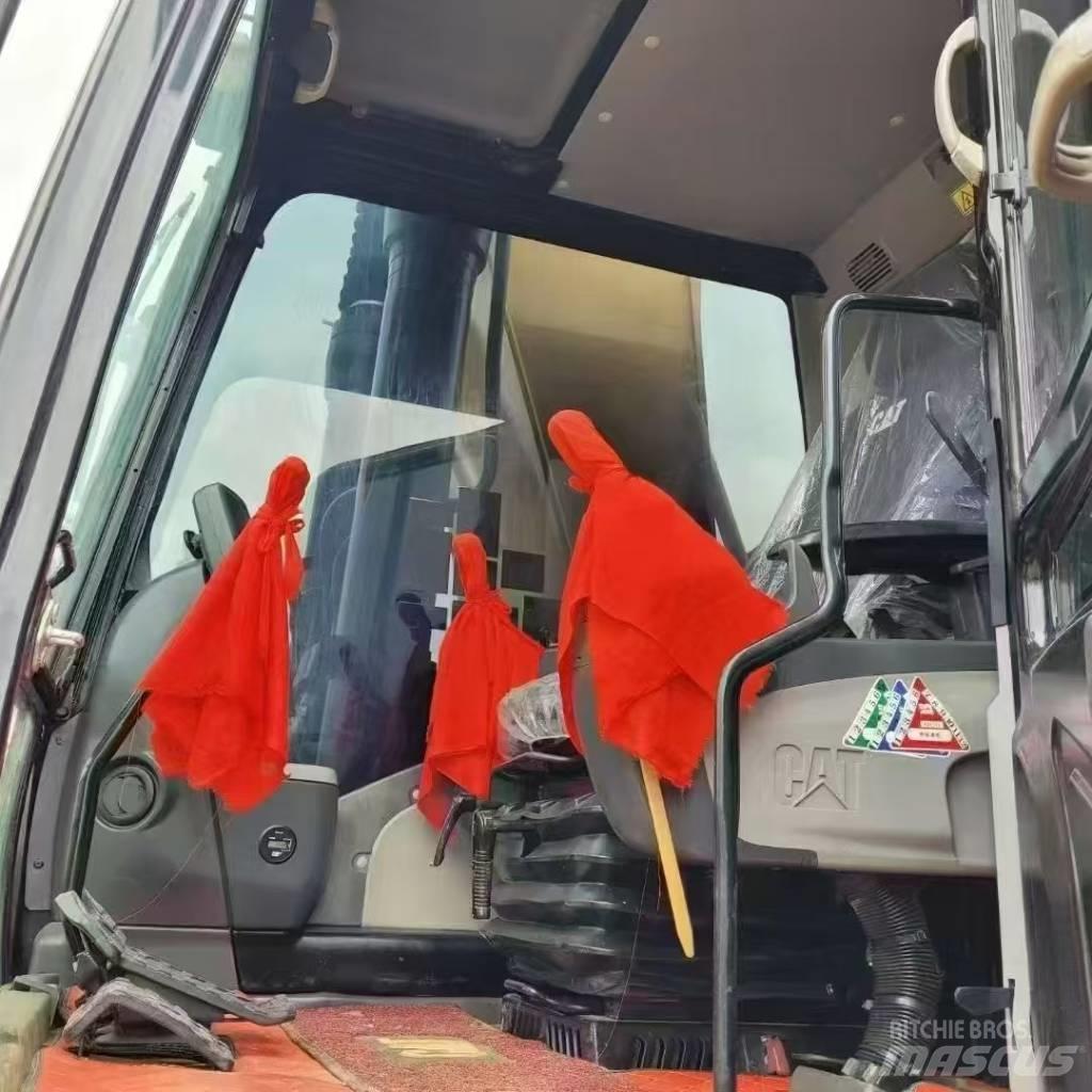 CAT 336D2L Bageri guseničari