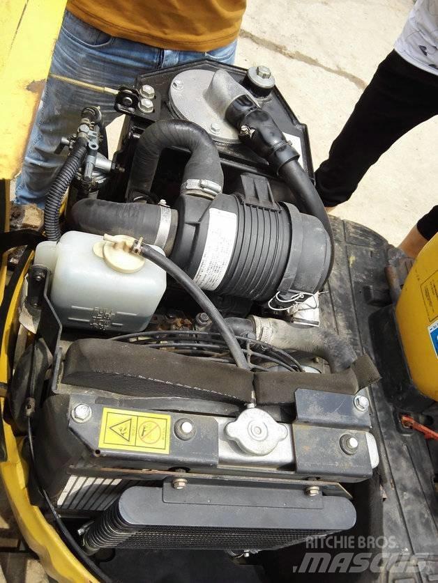Komatsu PC 10 Mini bageri < 7t