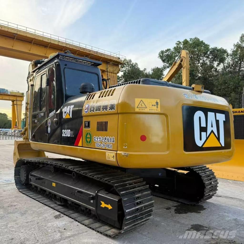 CAT 320 D2 Bageri guseničari