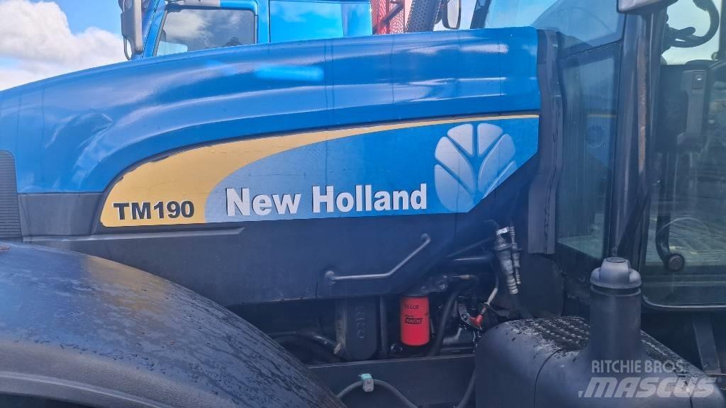 New Holland TM190 Traktori