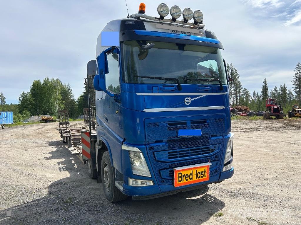 Volvo FH 500 Kamioni za prevoz šumarskih mašina