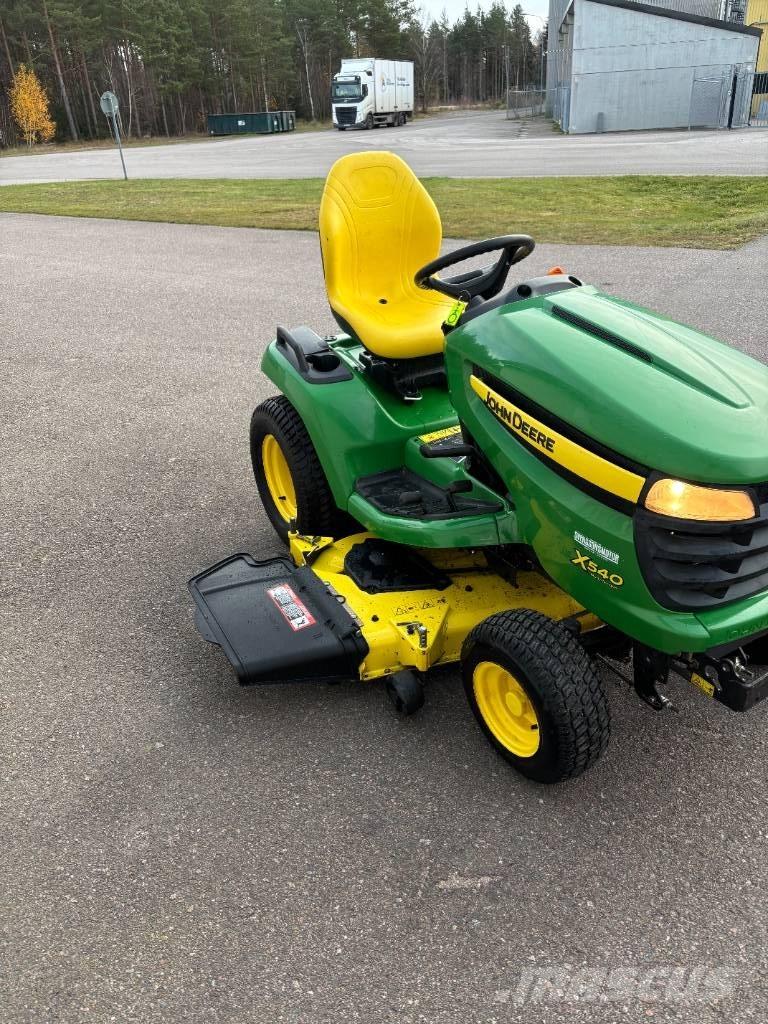 John Deere X 540 Traktorske kosilice