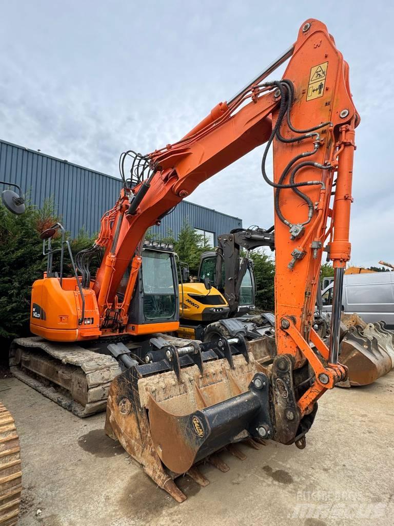 Doosan DX140 LC Bageri guseničari