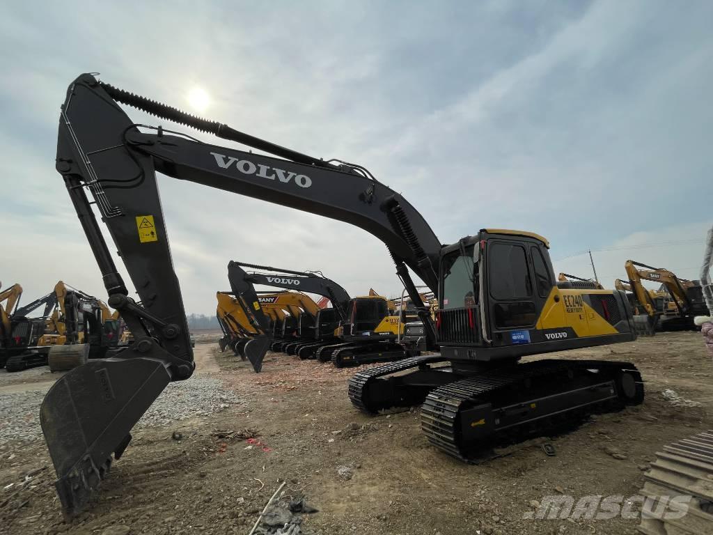 Volvo EC 240 Bageri guseničari