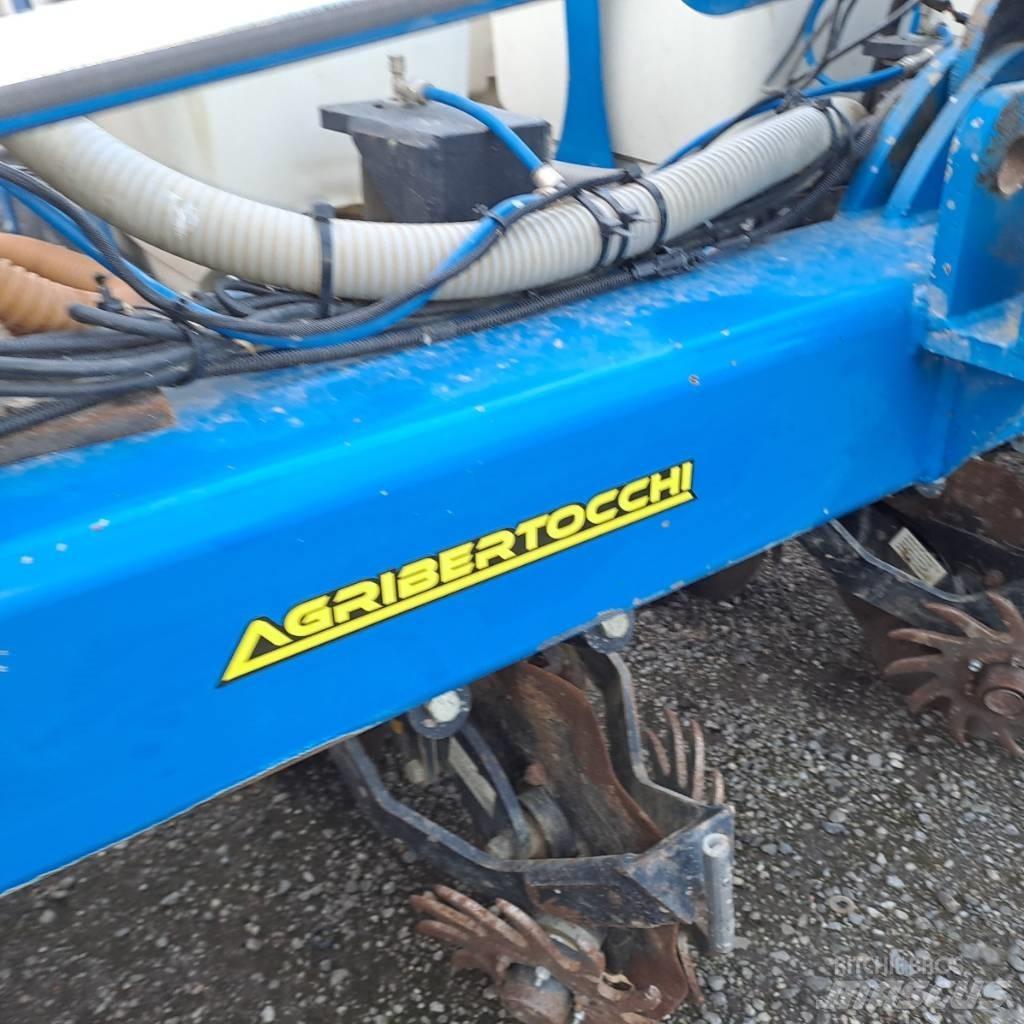 Kinze 3110 Precizne sejačice