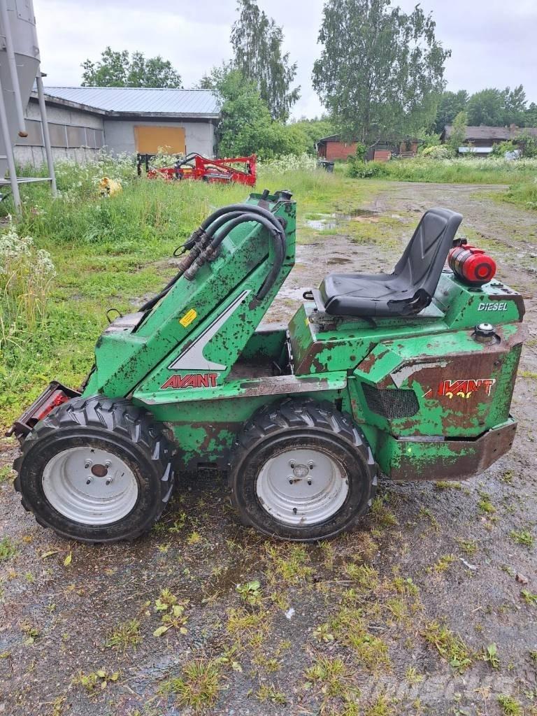 Avant 320+ Ostale poljoprivredne mašine