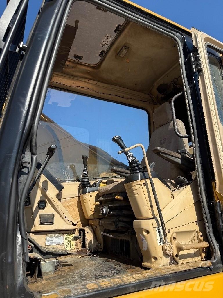 CAT 325 LN Bageri guseničari