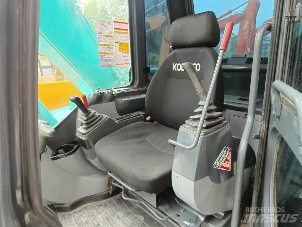 Kobelco SK 75 Midi bageri 7t – 12t