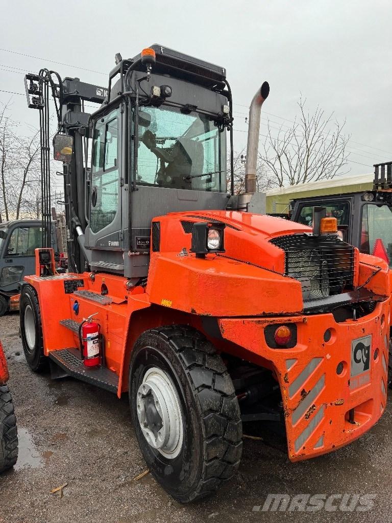 Kalmar DCG120-6 Dizelski viljuškari