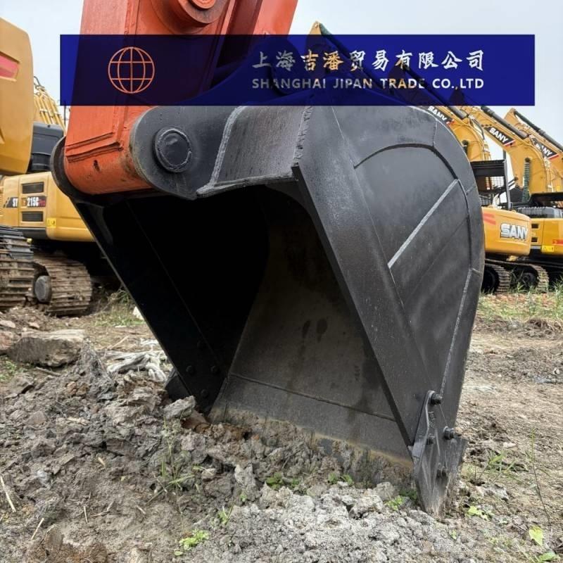 Hitachi ZX 210 Bageri guseničari