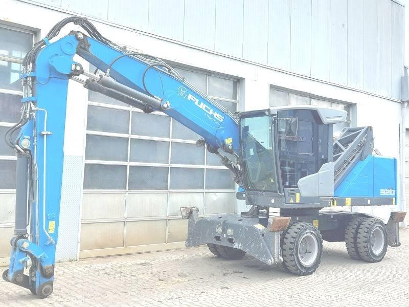 Fuchs MHL 320 F Bageri za prenos primarnih/sekundarnih sirovina
