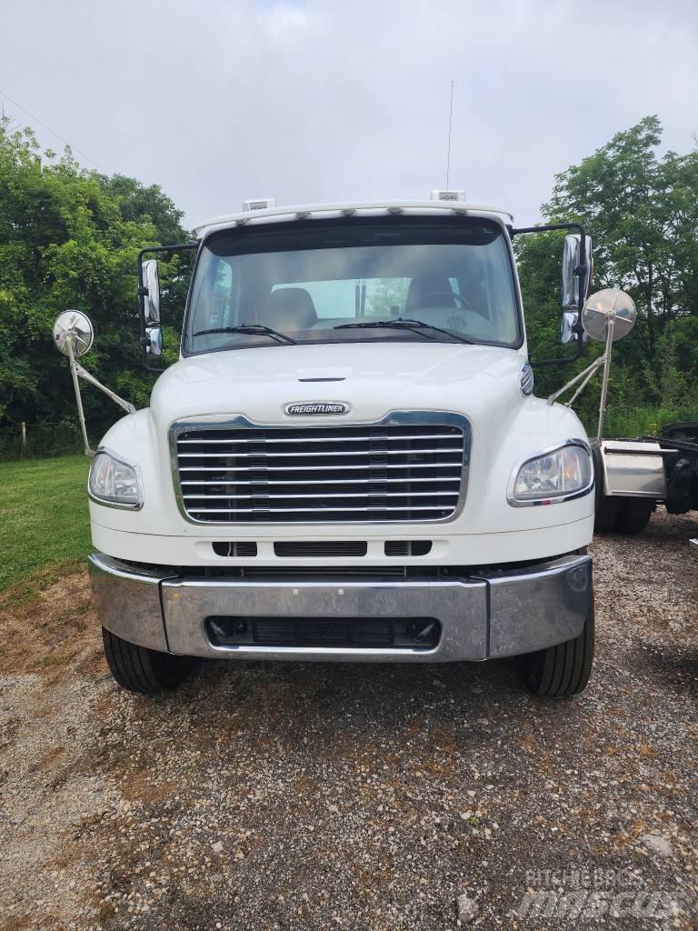 Freightliner M2 Tegljači