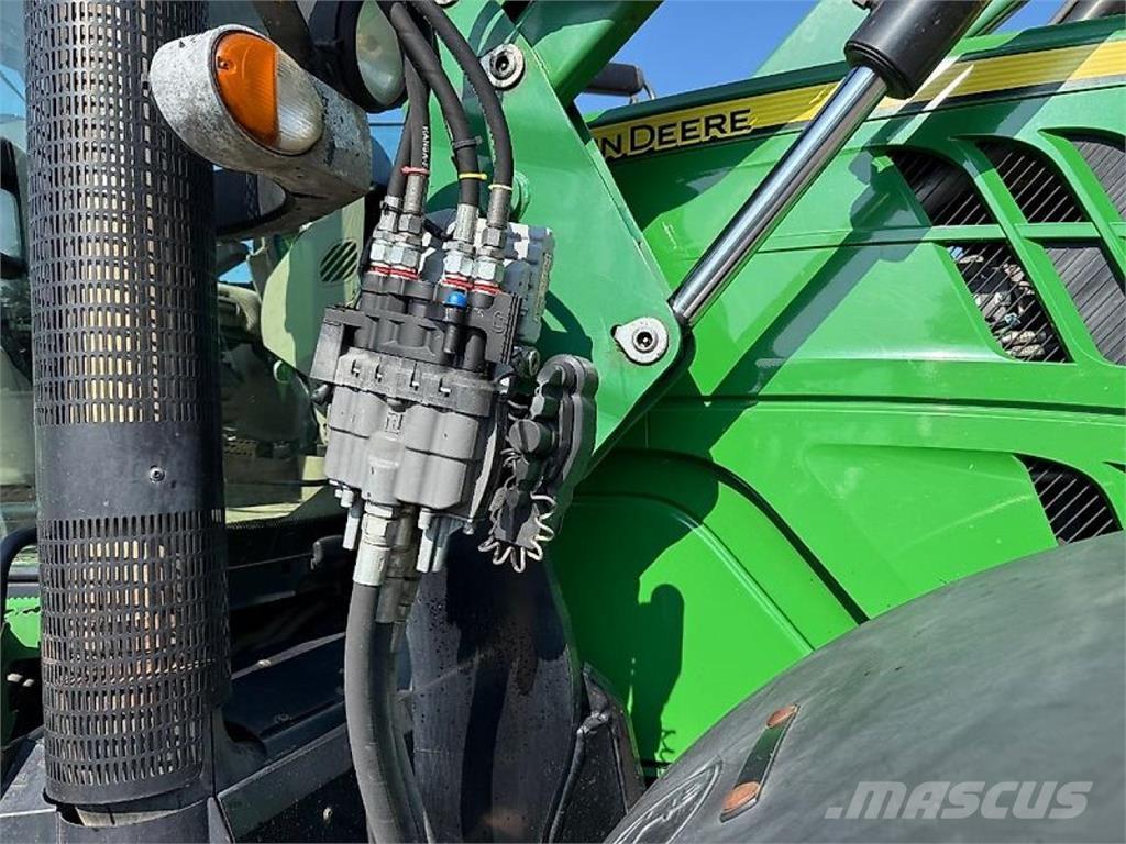 John Deere 6210R Traktori