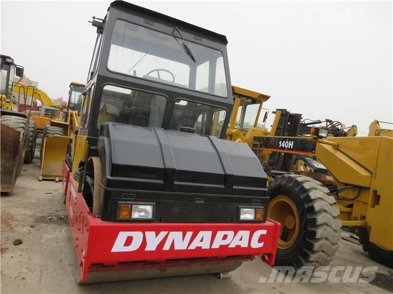 Dynapac CC 211 Valjci sa duplim bubnjem