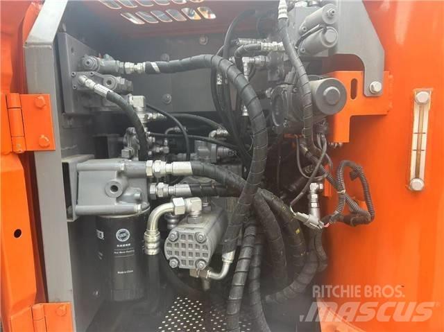 Hitachi ZX 130 Bageri guseničari
