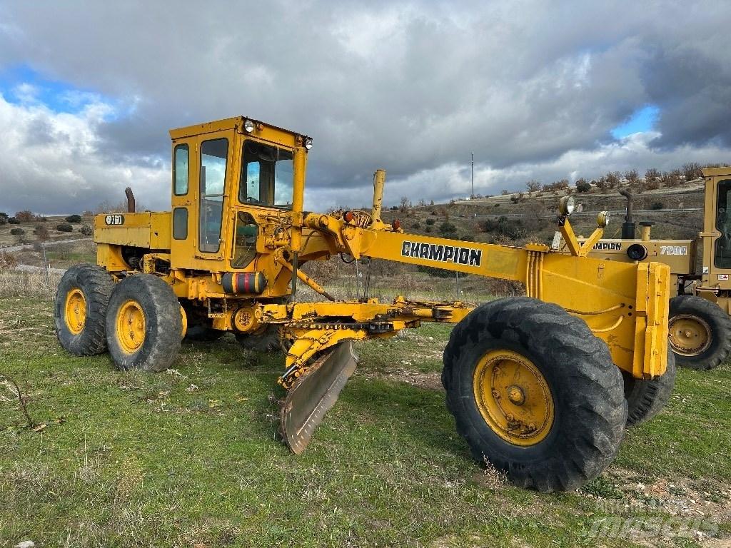 Champion 760 Grejderi