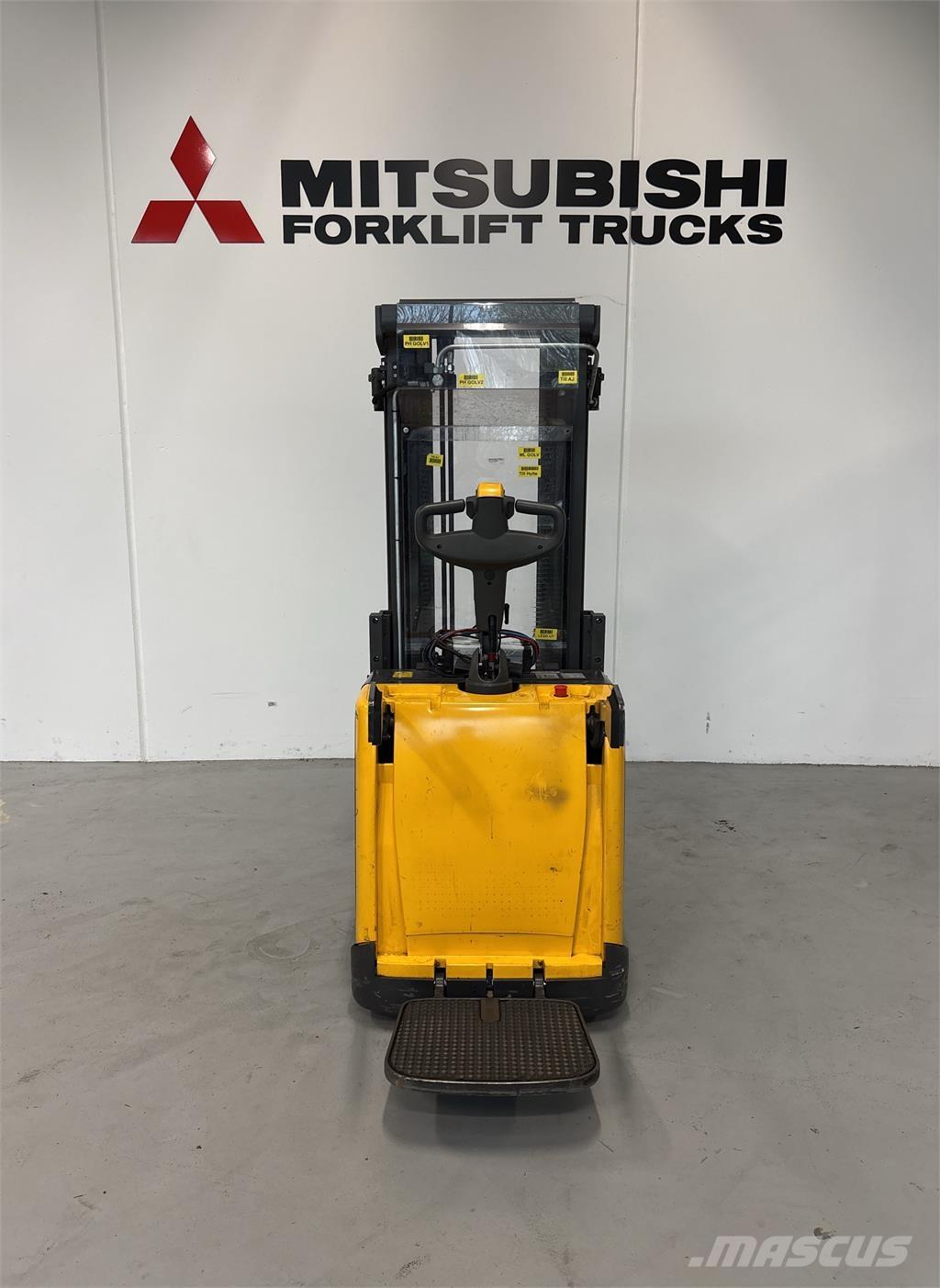 Atlet PSP160 Samopogonski ručni viljuškari