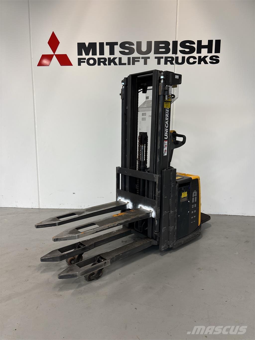 Atlet PSP160 Samopogonski ručni viljuškari