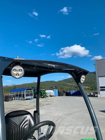 Avant 635i Skid steer mini utovarivači