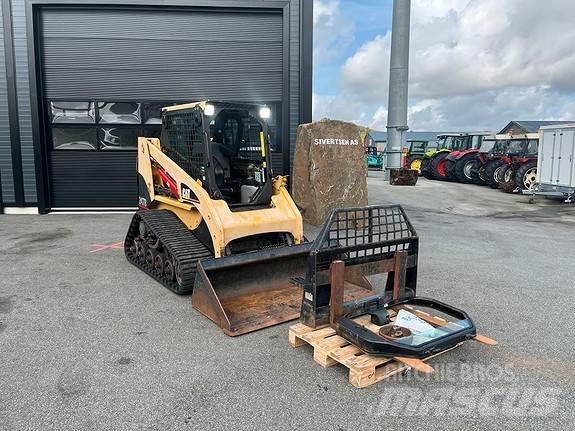CAT 247B Skid steer mini utovarivači