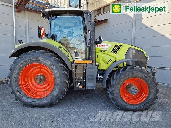 CLAAS AXION 830 Traktori
