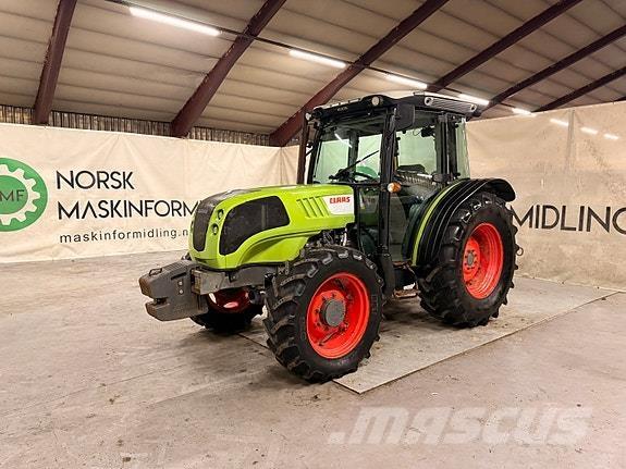 CLAAS Elios 220 Traktori