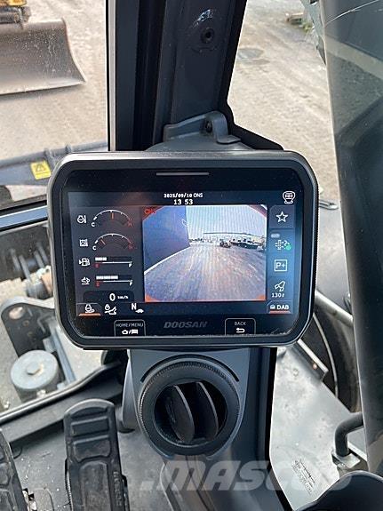 Doosan DX160W-7 Bageri guseničari