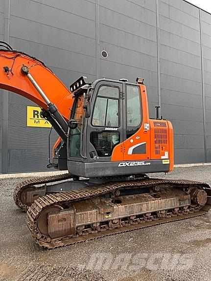 Doosan DX235LCR-5 Bageri guseničari