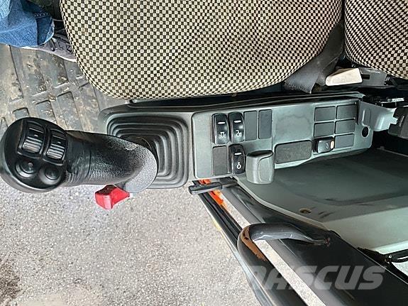 Doosan DX235LCR-5 Bageri guseničari